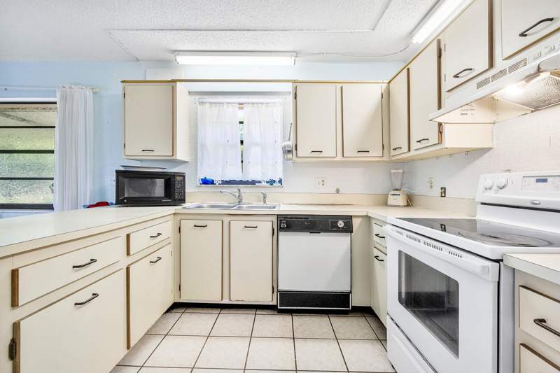 3 bedroom Villa at 5 Via De Casas Norte #5, Tradewinds At Dos Lagos Condo, Boynton Beach — photo 5