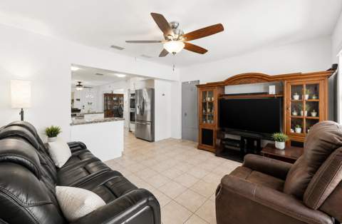 262 SW 8th Street, Dania Beach FL - photo 10 of 49