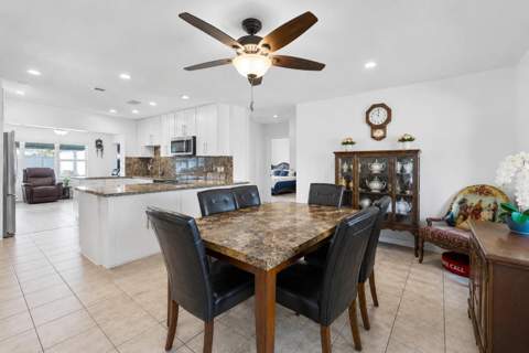 262 SW 8th Street, Dania Beach FL - photo 12 of 49