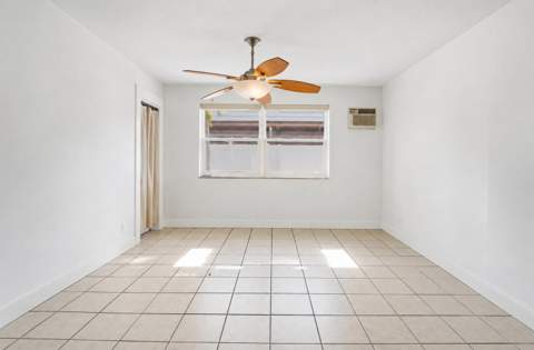 262 SW 8th Street, Dania Beach FL - photo 9 of 49