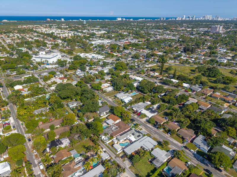 3 bedroom Single Family Residence at 262 SW 8th Street, Dania Homesites, Dania Beach — photo 5