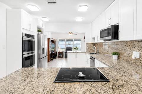 262 SW 8th Street, Dania Beach FL - photo 14 of 49