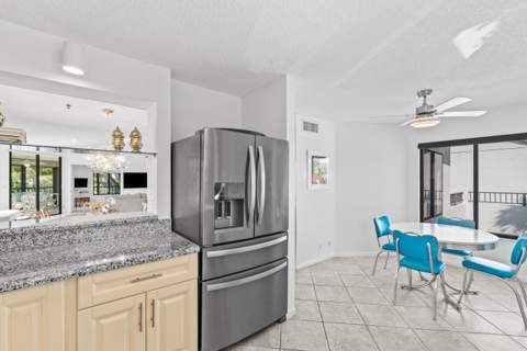 7533 Glendevon Lane #905, Delray Beach FL - photo 12 of 33