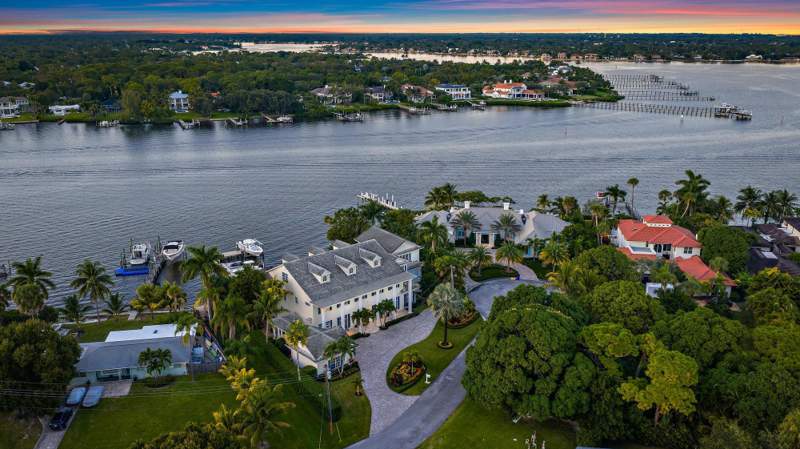 6 bedroom Single Family Residence at 18137 Palm Point Drive, Palm Point, Jupiter — photo 5