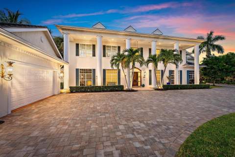 18137 Palm Point Drive, Jupiter FL - photo 8 of 92