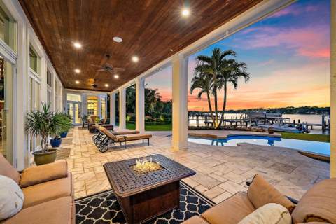 18137 Palm Point Drive, Jupiter FL - photo 12 of 92