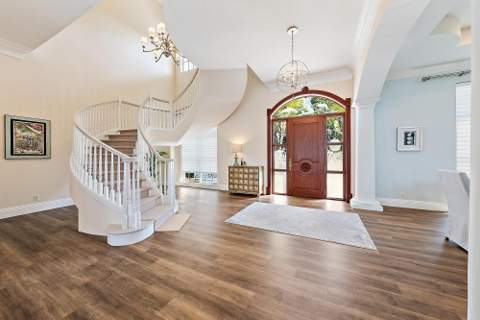 18137 Palm Point Drive, Jupiter FL - photo 16 of 92