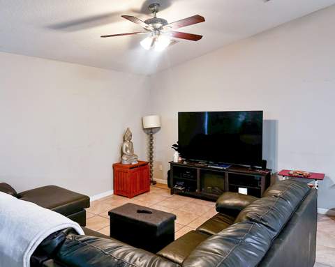 2325 SE Calcutta Circle, Port St. Lucie FL - photo 10 of 16