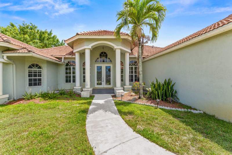 3 bedroom Single Family Residence at 19482 Green Grove Court, Loxahatchee — photo 3