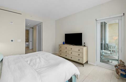 200 SE Mizner Boulevard #810, Boca Raton FL - photo 18 of 38
