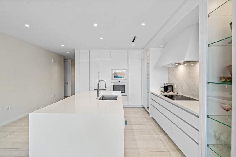 1 bedroom Condominium at 200 SE Mizner Boulevard #810, Alina Boca Raton Condo, Boca Raton — photo 4