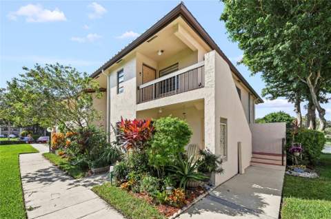 21649 Juego Circle #4 E, Boca Raton FL - photo 7 of 26