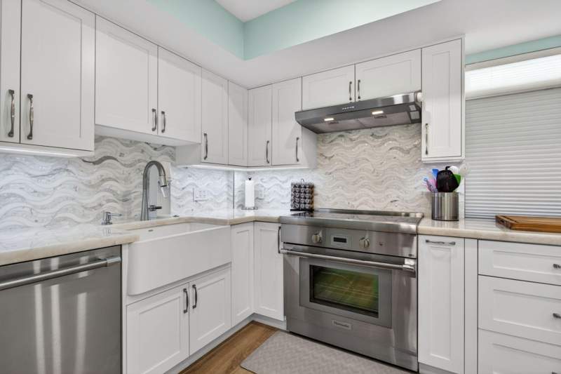 2 bedroom Condominium at 3100 NE 48th Court #214, No 3 Palm-Aire At Coral Key, Lighthouse Point — photo 2