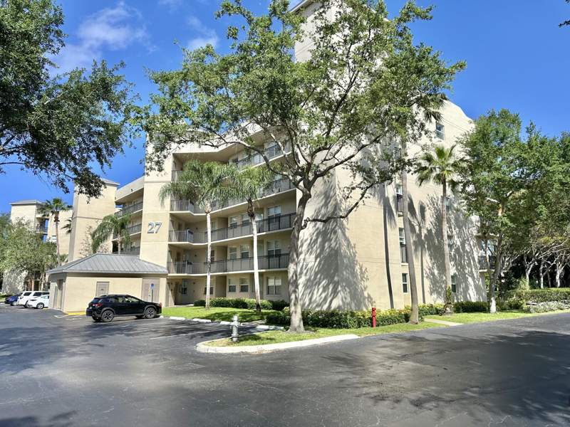 2 bedroom Condominium at 27 Royal Palm Way #406, Caribbean At Boca Bayou Condo, Boca Raton — photo 4