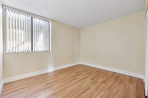 3100 NW 46th Street #102, Oakland Park FL - photo 20 of 29