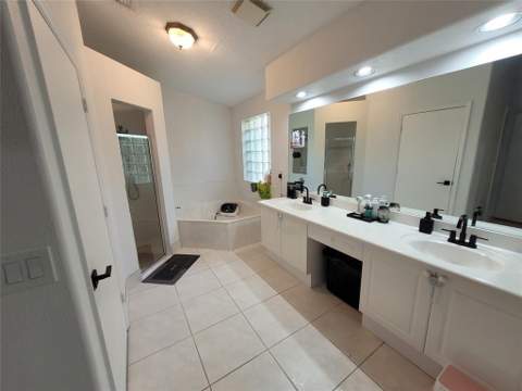 6416 Barton Creek Circle, Lake Worth FL - photo 17 of 33