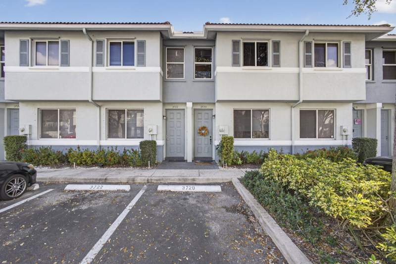 3 bedroom Townhouse at 3720 Oleander Terrace, Sonoma Bay, Riviera Beach — photo 2
