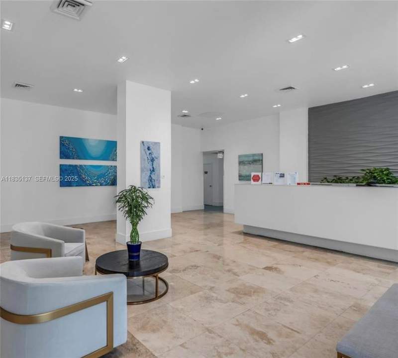 2 bedroom Condominium at 2201 S Ocean Drive #1705, Quadomain Tower I And IV Condo, Hollywood — photo 3