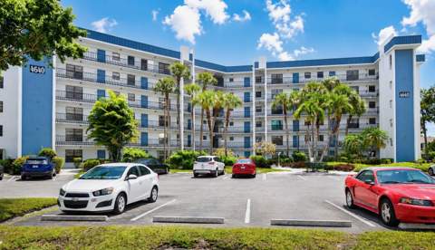 4640 W Lucerne Lakes Blvd W #205, Lake Worth FL - photo 10 of 16