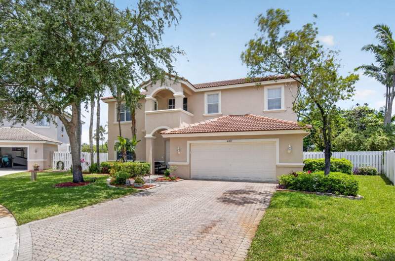 5 bedroom Single Family Residence at 6207 Shadow Tree Lane, Winston Trails Par 17, Lake Worth — photo 5