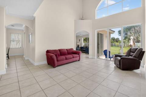 6207 Shadow Tree Lane, Lake Worth FL - photo 9 of 103