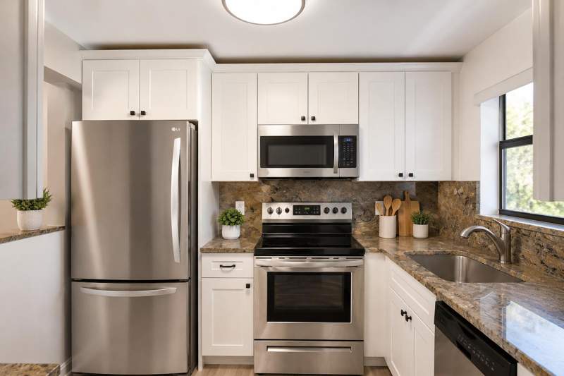 1 bedroom Condominium at 4640 W Lucerne Lakes Blvd W #205, Sunrise Of Palm Beach Condo 1,2,3,4, 14 And 17, Lake Worth — photo 2