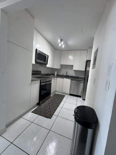 2201 S Ocean Drive #1705, Hollywood FL - photo 9 of 20