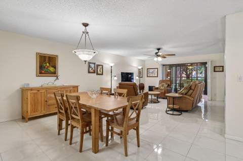 9681 E Sills Dr #102, Boynton Beach FL - photo 11 of 20