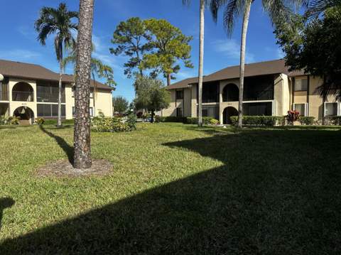 441 Pine Glen Lane #C-2, Greenacres FL - photo 14 of 22