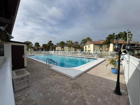 441 Pine Glen Lane #C-2, Greenacres FL - photo 18 of 22