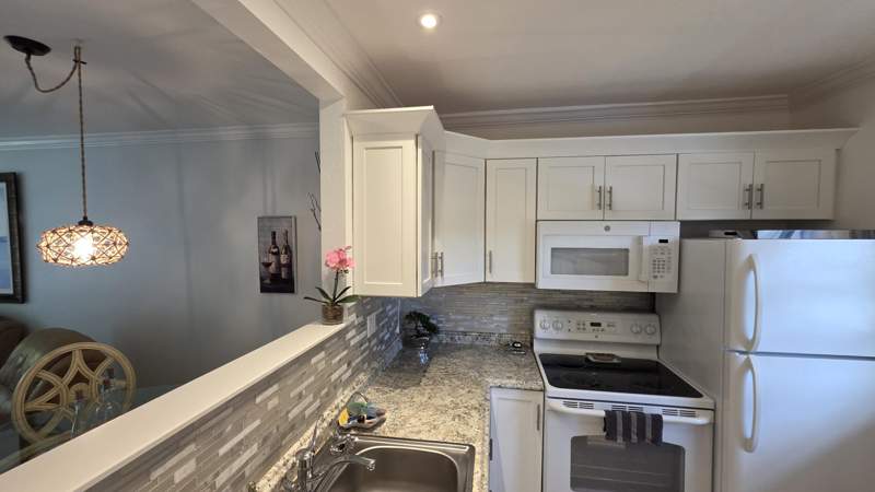 1 bedroom Condominium at 5161 W Oakland Park Boulevard #206, Oleander Gardens Condo, Lauderdale Lakes — photo 5