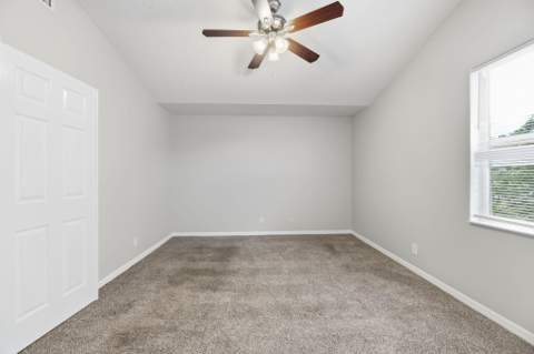 7634 Trenton Drive, Lake Worth FL - photo 18 of 36