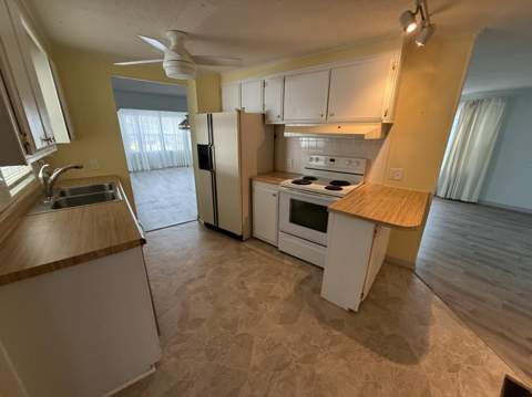 7089 SE Bluebird Circle, Hobe Sound FL - photo 9 of 47