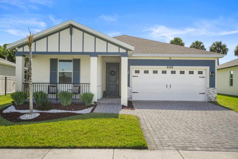4 bedroom Single Family Residence at 8588 Dahlia Circle, Azalea, Port St. Lucie — photo 2