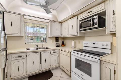14290 Nesting Way #A, Delray Beach FL - photo 15 of 36
