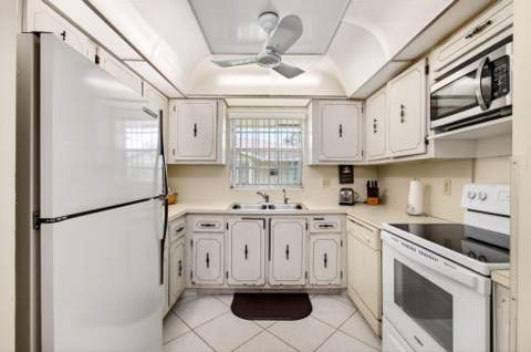 14290 Nesting Way #A, Delray Beach FL - photo 16 of 36