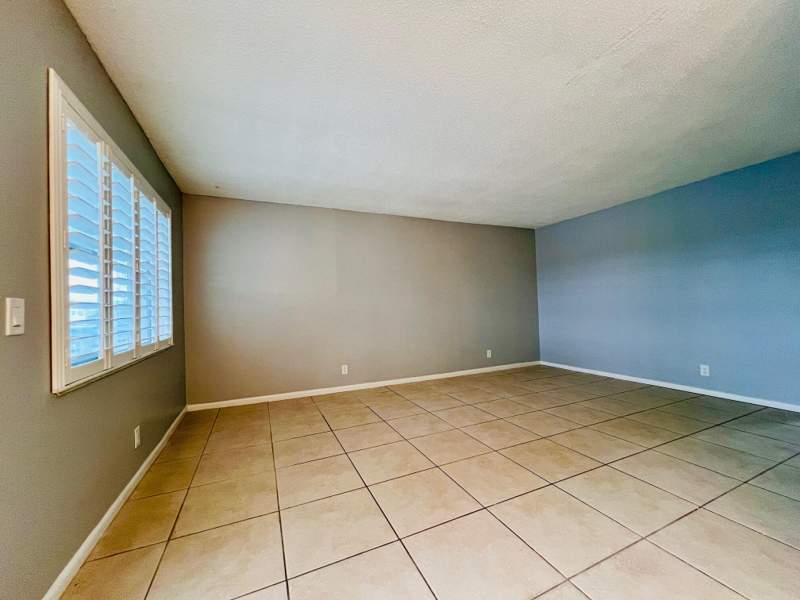 2 bedroom Condominium at 74 Berkshire C, Century Village - Berkshire A Thru K Condos, West Palm Beach — photo 4