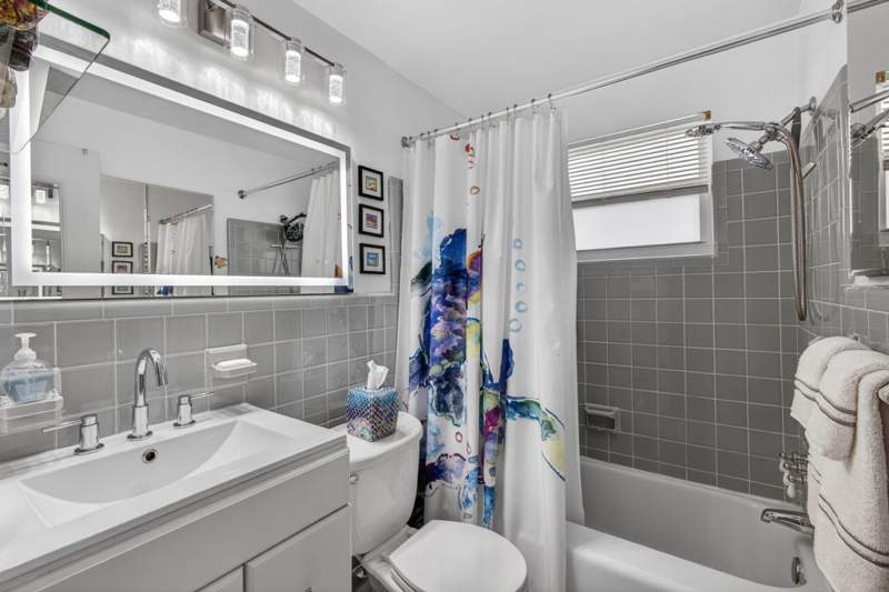 1 bedroom Stock Cooperative at 4001 S Ocean Boulevard #218, Tropicana Gardens Inc, South Palm Beach — photo 3