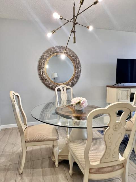 651 Okeechobee Boulevard #706, West Palm Beach FL - photo 22 of 47