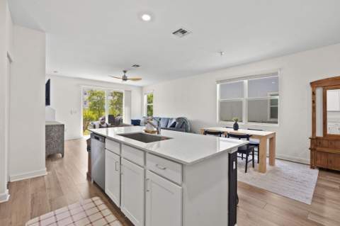 840 SE Grovebush Lane, Port St. Lucie FL - photo 13 of 30