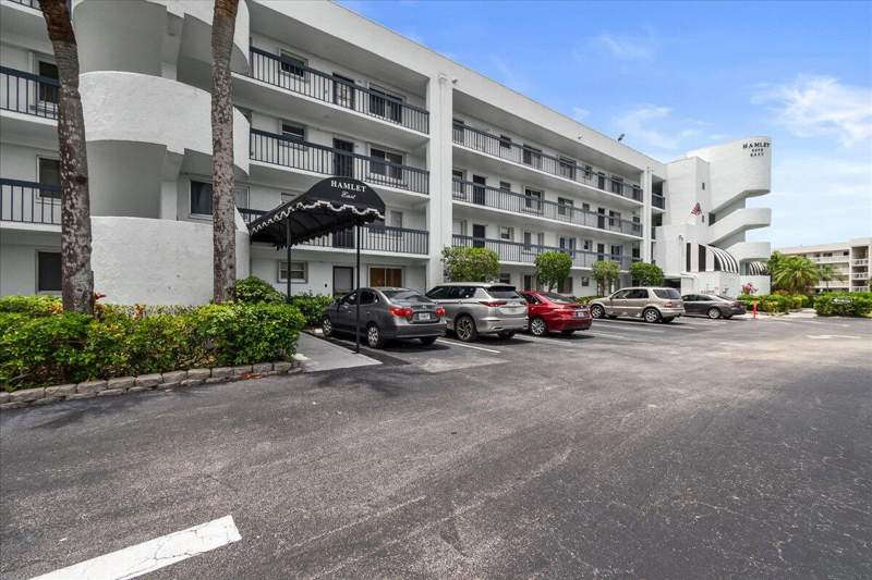 2 bedroom Condominium at 6698 10th Avenue #305, Hamlet At Poinciana Condo, Lake Worth — photo 2