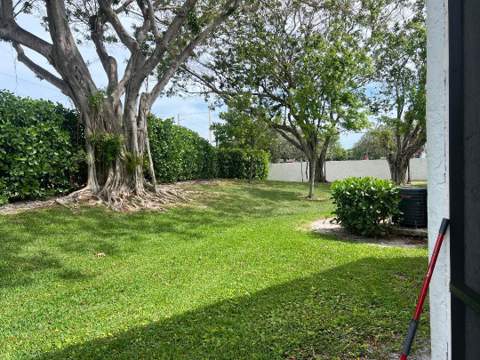 255 NW 36th Avenue, Deerfield Beach FL - photo 11 of 20