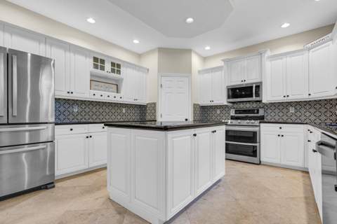 2792 Shaughnessy Drive, Wellington FL - photo 22 of 100