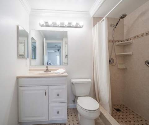 327 Pine Ridge Circle #B-2, Greenacres FL - photo 8 of 18
