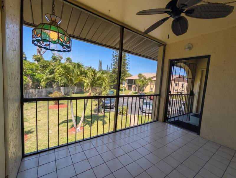 2 bedroom Condominium at 327 Pine Ridge Circle #B-2, Pine Ridge III Condo, Greenacres — photo 3