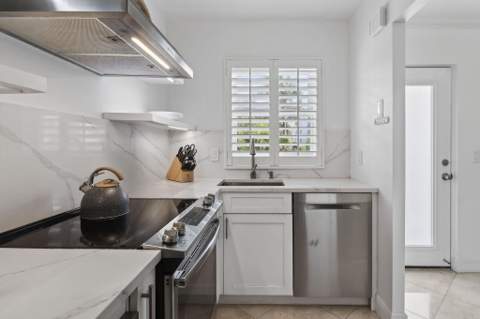 139 Sunrise Avenue #2030, Palm Beach FL - photo 17 of 45