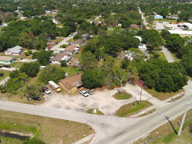 2 bedroom Single Family Residence at 902 Angle Road, Garden City Farms, Fort Pierce — photo 2