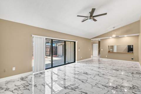 4585 Holly Lake Drive, Lake Worth FL - photo 11 of 32