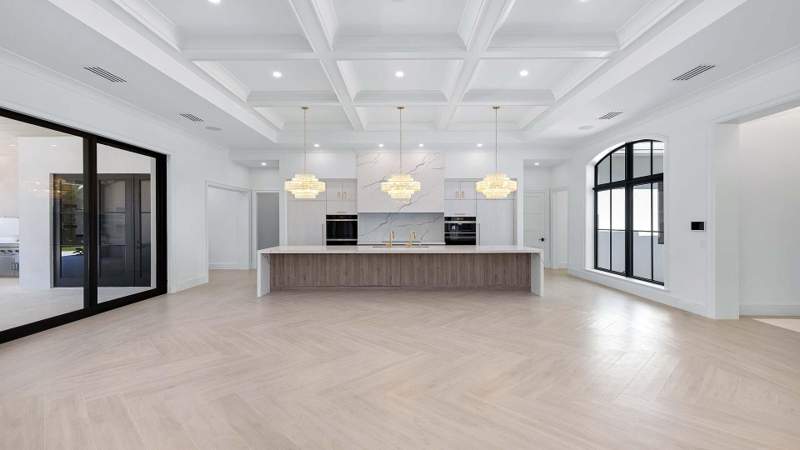 5 bedroom Single Family Residence at 2775 Ave Au Soleil, Place Au Soliel, Gulf Stream — photo 5