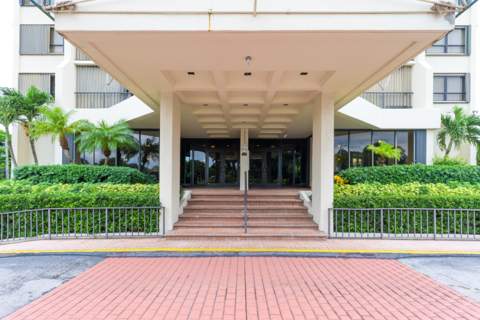 5600 N Flagler Drive #Unit 910, West Palm Beach FL - photo 21 of 23